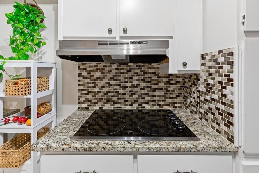 Cozy Buckhead Suite - Great Area, Free Easy Parking, Near Shops And Restaurants Atlanta Luaran gambar