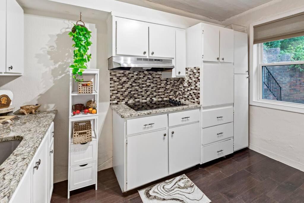 Cozy Buckhead Suite - Great Area, Free Easy Parking, Near Shops And Restaurants Atlanta Luaran gambar